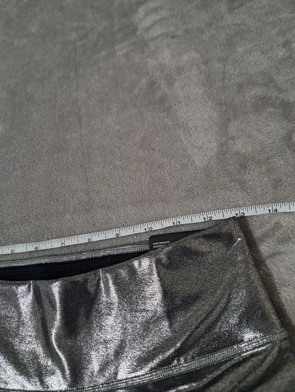 Nike Metallic Performance Women's Mid-rise 7/8 Leggings - Silver Tight Fit Sz. M